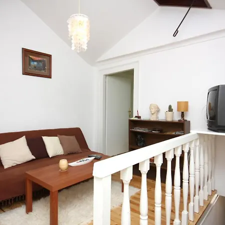 Apartamento With Wifi - 4760